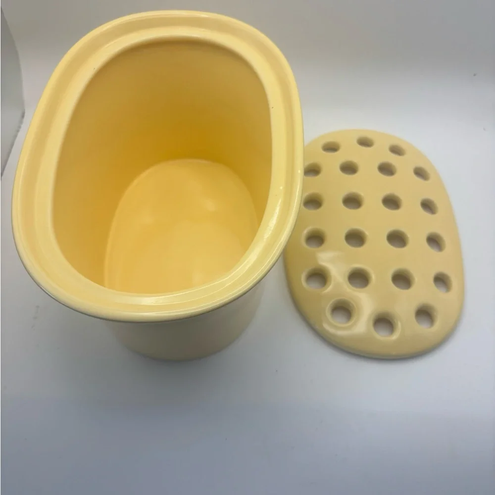 Southern Living At Home Yellow Vase - Picture 7 of 8